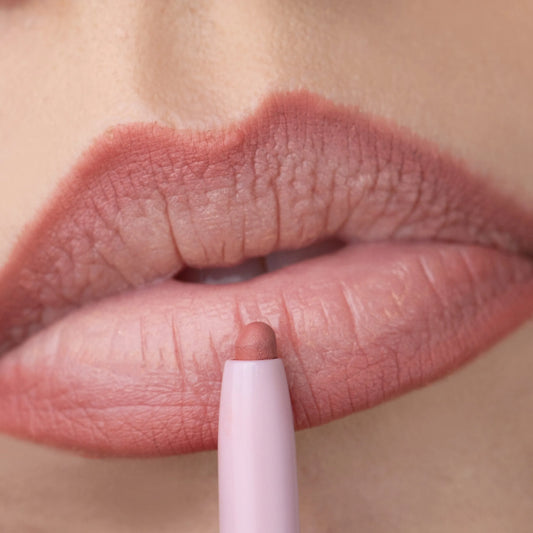 Trace My Lips Lipliner - Demure
